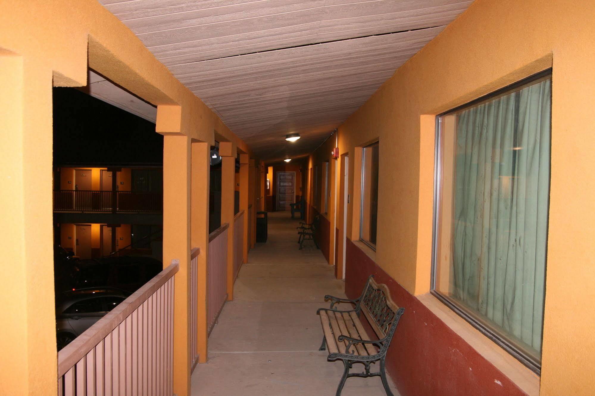 Budget Inn Artesia Exterior foto
